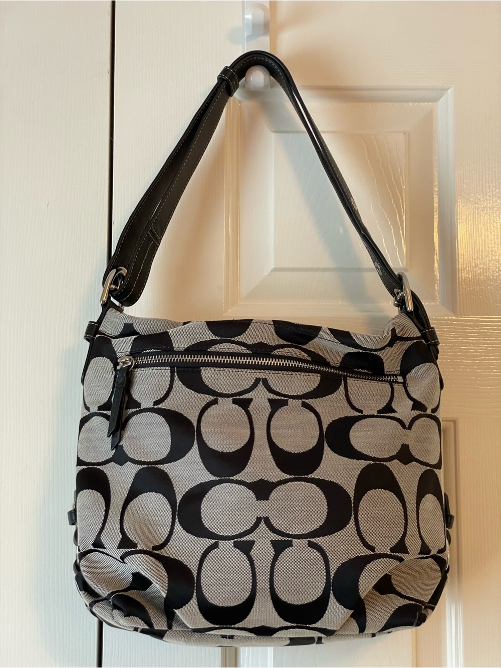 Coach Signature Jacquard Hobo Bag ✨ Black/Ivory VGC
